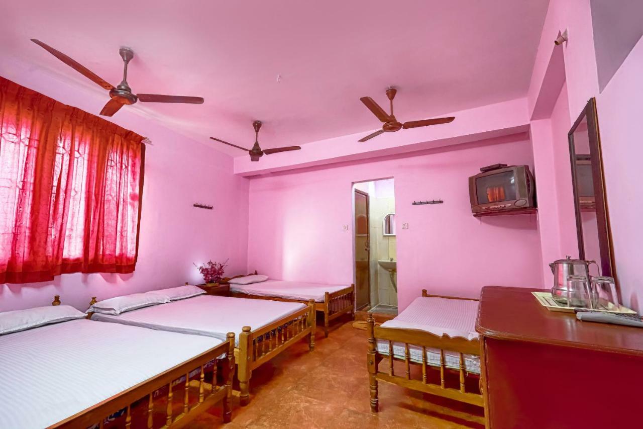 Sri Udupi Hotel Thiruvananthapuram Eksteriør bilde