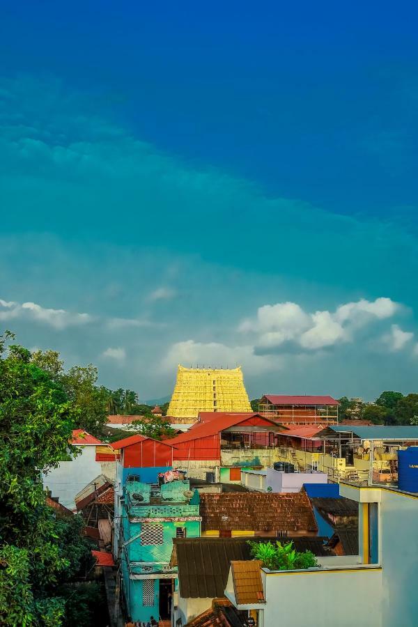 Sri Udupi Hotel Thiruvananthapuram Eksteriør bilde