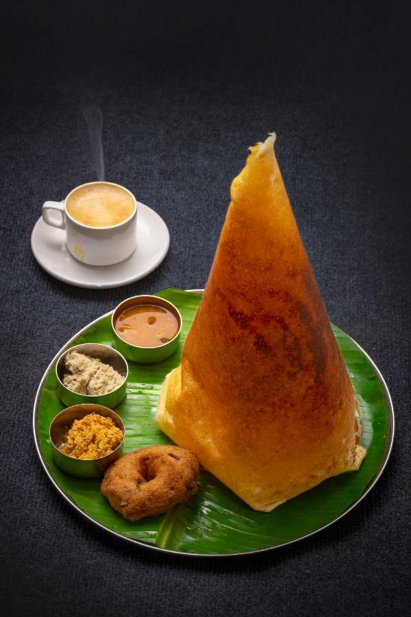 Sri Udupi Hotel Thiruvananthapuram Eksteriør bilde